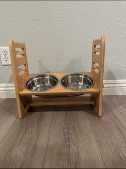 Brand New Dog Cat Pet Food Feeder Bowl Elevated