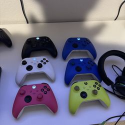 Xbox Controllers Like New