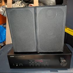 Bookshelf Speakers + Yamaha Reciver