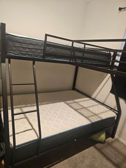 Full/Twin/Twins Bunk Bed