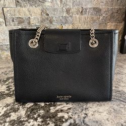 kate spade black purse with gold chain