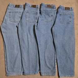 $20 EACH CLAVIN KLEIN EASY FIT MENS JEANS HARD TO FIND 29 INSEAM 38 WAIST 