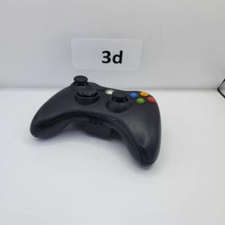 Microsoft Xbox 360 Wireless Gaming Controller - Black (Model 1403)