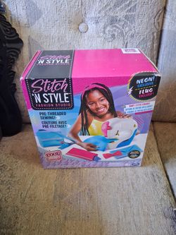 NEW Cool Maker Stitch ‘N Style Fashion Studio Sewing Kit - Open Box