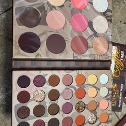 Paletas De Maquillaje Each $30