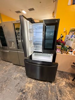 Lg black refrigerator no credit needed