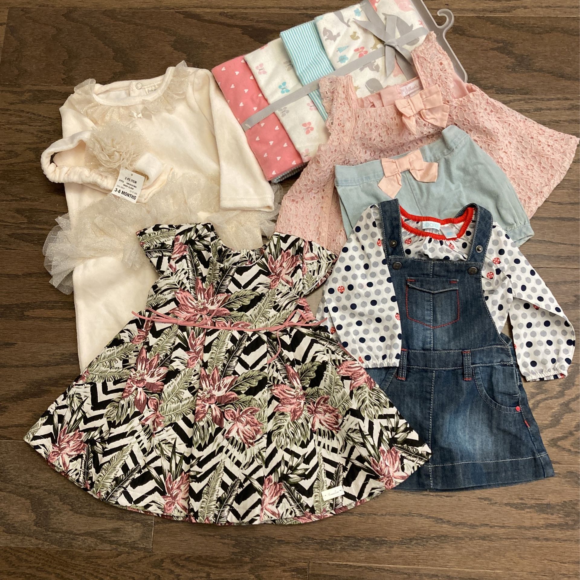 Baby Girl Clothes and  4pk Flannel Blankets