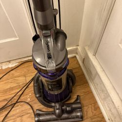 Vacuum Cleaner 