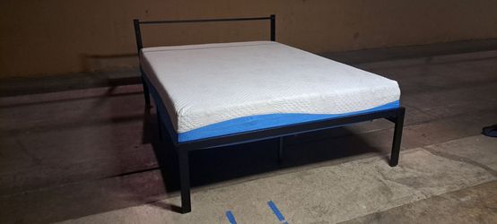 Olee Sleep gel-infused 10 inch  memory foam mattress. And solid Black Metal bed frame.