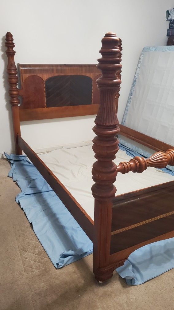 Bedroom Suit (Double/Full) 4 piece