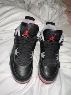 Jordan 4s