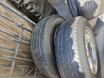 Used Car Tires with Alloy Wheel