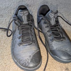 Kobe Bryant Mamba Rage. Black size (7.5) Slightly Used