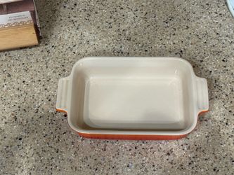 The Le Creuset 7" x 5" mini rectangular