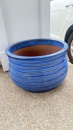 Large (13 inch diameter) glazed blue ceramic plant pot
