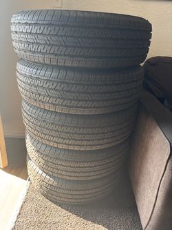Tires for sale: Size 255/70R16