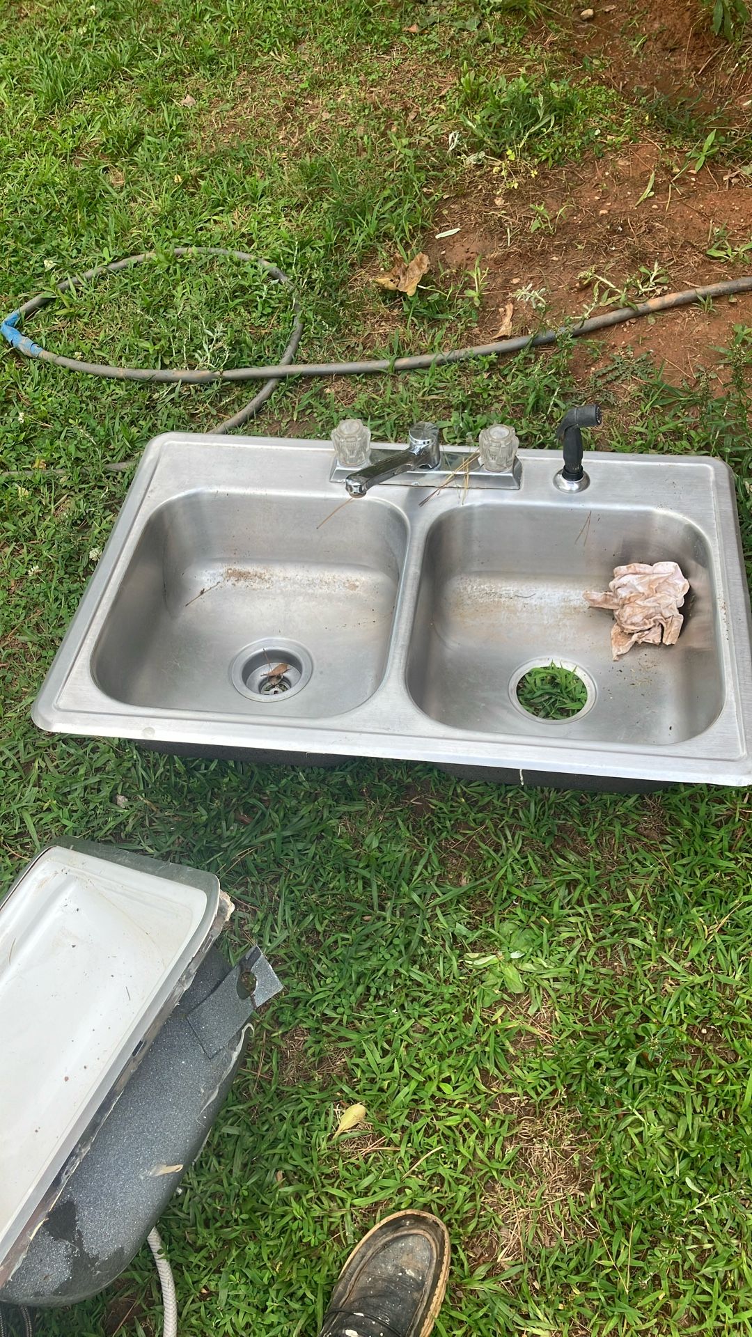 Stainless Steel Kitchen Sink
