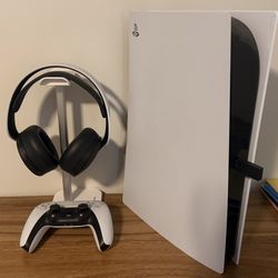 PS5 W/ Controller And PS Wireless Headphones