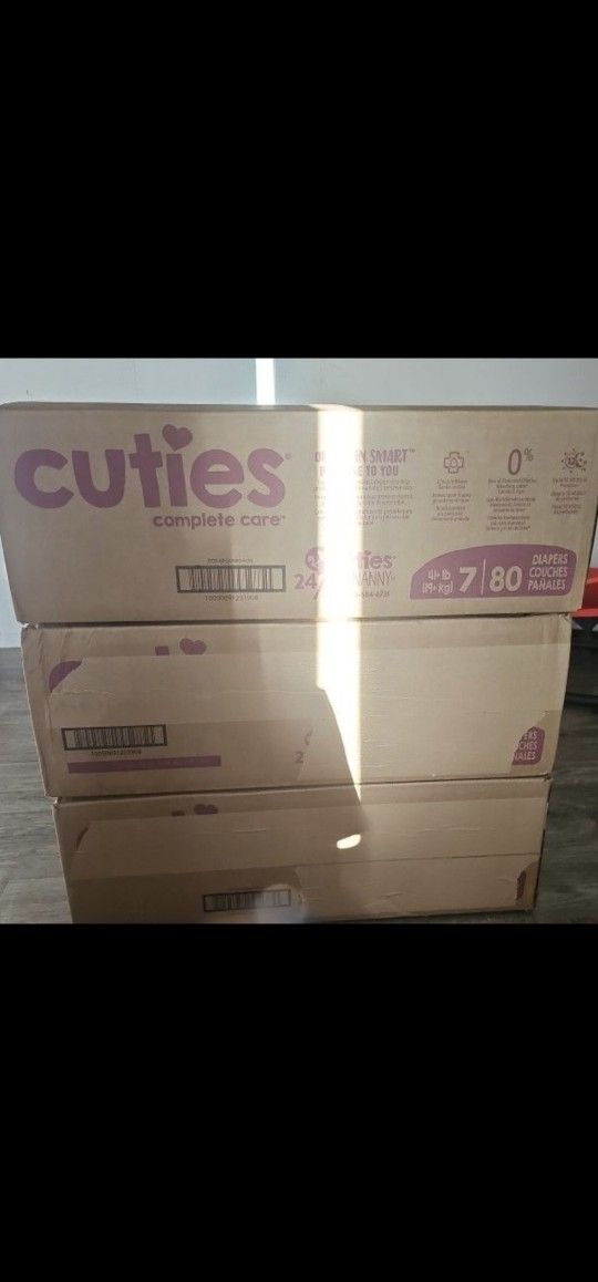 Size 7 4boxes 320diapers Firm Price 55.00 PickUP Only