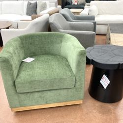 New Green Swivel Chair