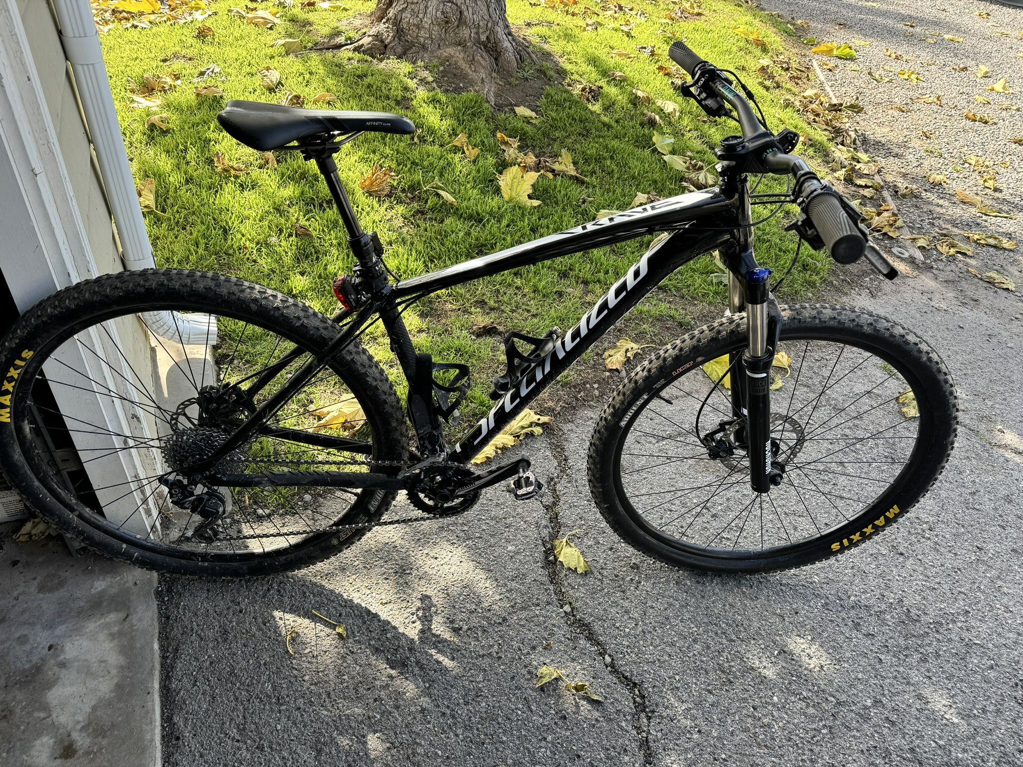 Specialized Crave Mountain Bike 29er - Main Image