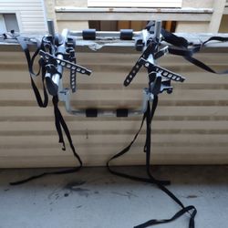 Thule 2 Bicycle 7 Strap Bike Rack Trunk Mount