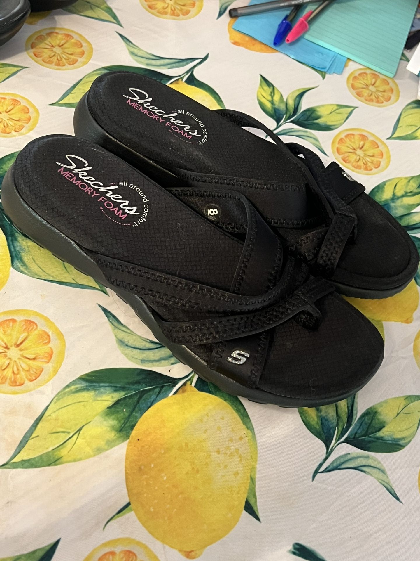 Skechers Size 8