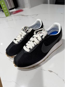 Size: Woman 5 / Size: 3.5 kids Nike LD -1000 Suede