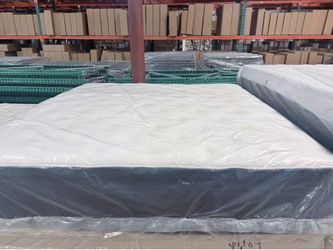 King mattress Stearns and foster medium pillowtop (water stain)