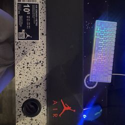 Jordan 4 Retro Red Thunder Size 10.5 Men Replica