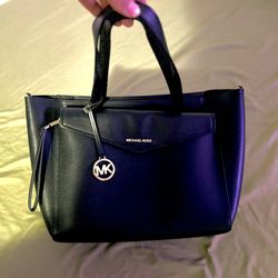 Michael Kors Black Tote + Matching Wristlet – Like New