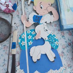 "Bo Beep And Her Sheep" Vuntage Wooden Sign Set