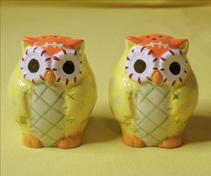 Vintage Retro 70's Orange and Yellow Owl Salt and Pepper shakers Ceramic