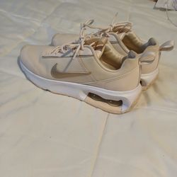 Gently used clothing/shoes