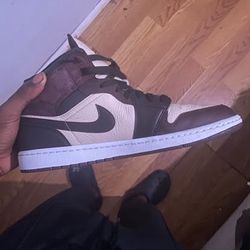 Size 11 Air Jordan 1 Mid SE ‘Paris YMCA’