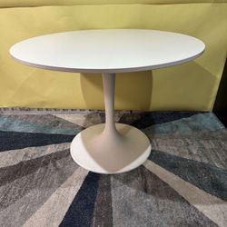 IKEA DOCKSTA Round Kitchen Table, 41" Round White Tulip Base Dining Table 