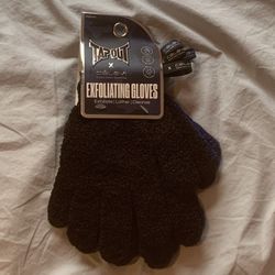 Tapout x Célavi Black & Blue Exfoliating Gloves