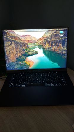 2023 MacBook Air 15" M2 (512GB) + New Portable Monitor Bundle - Read Description