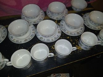 Speakersans glass ware
