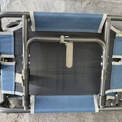 bleacher chairs / stadium seats