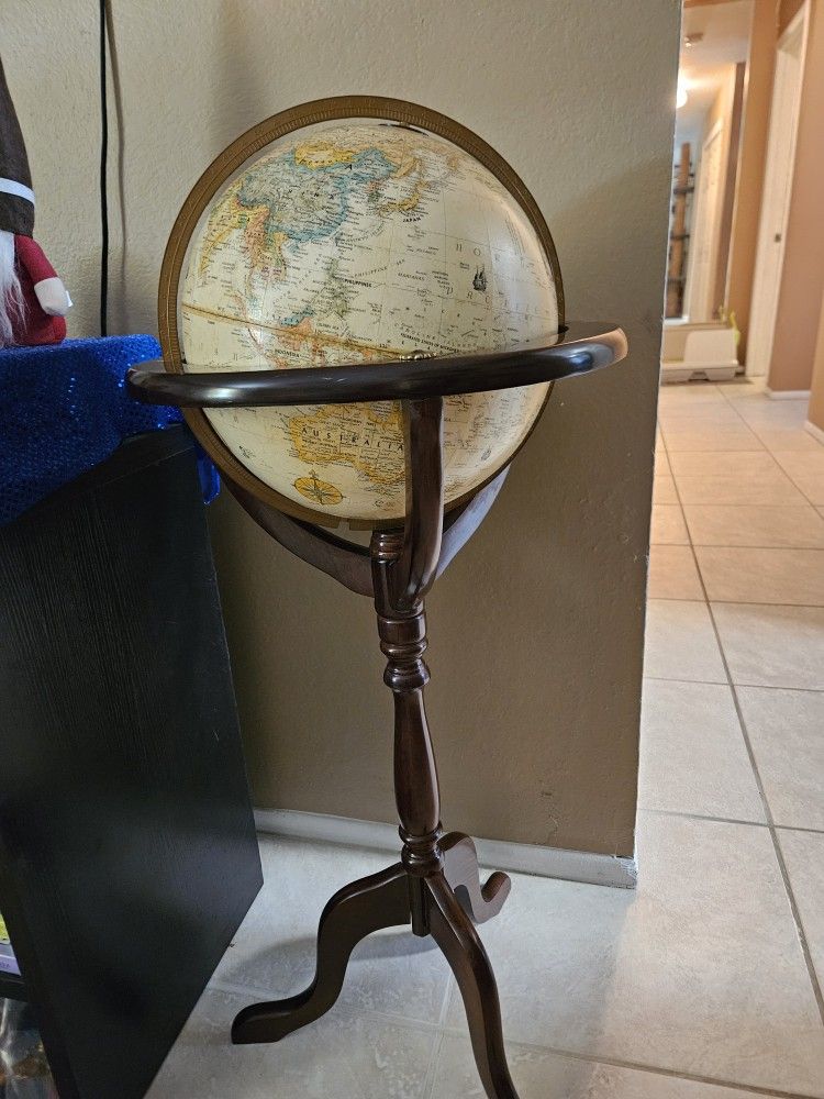Vintage 1993 Bombay Company World Classic Floor Globe.