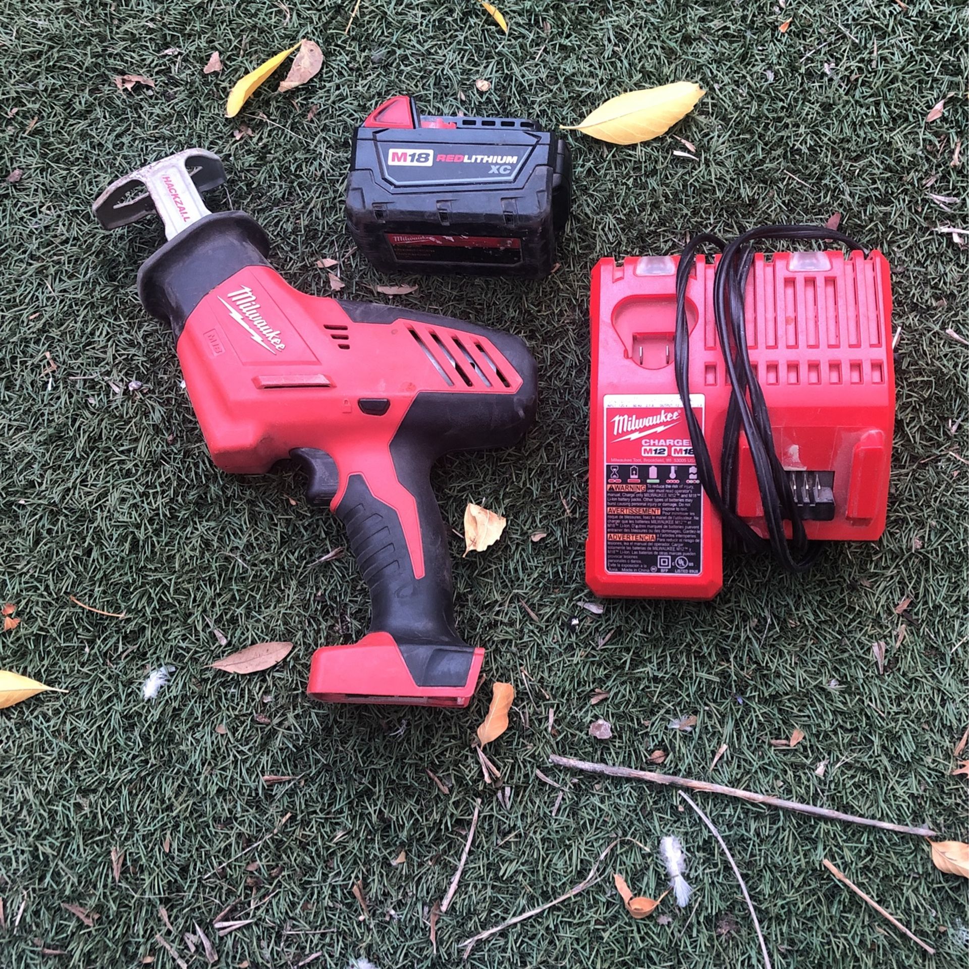 Saw Saw Battery Charger Millwakee