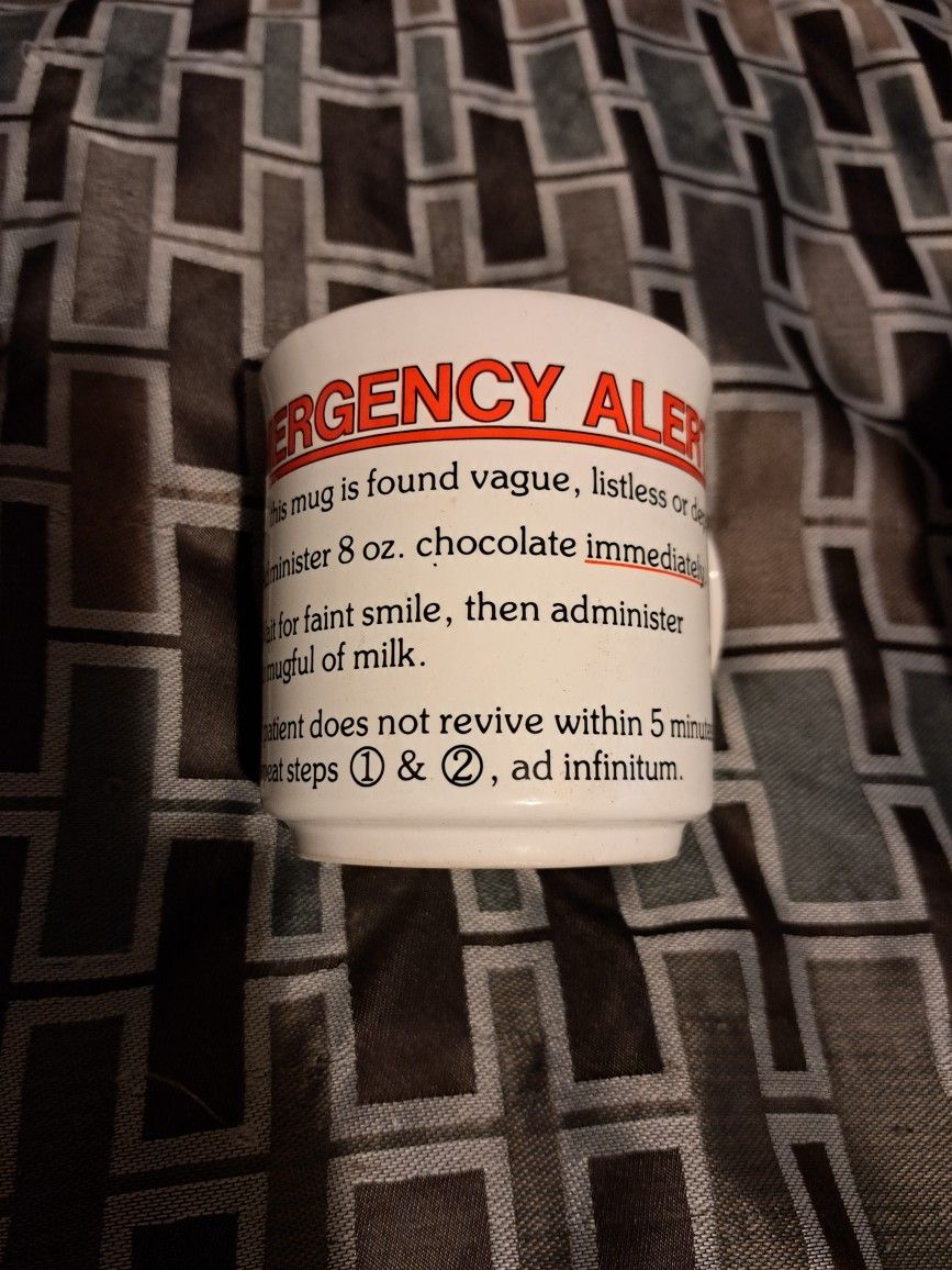 Vintage from the 80's Sandra boynton emergency alert hippo coffee mug with original box