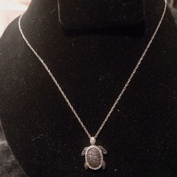 925 SILVER CHAIN AND TURTLE PENDANT WITH MOISONITES LIKE DIMONDS