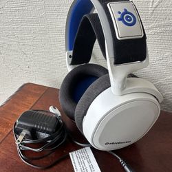 SteelSeries Headphones 