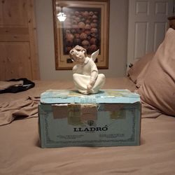 LLADRÓ PORCELAIN DOLL