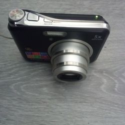 Digital camera 📸 cash 40$ GE photos $$