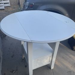 White Folding table 