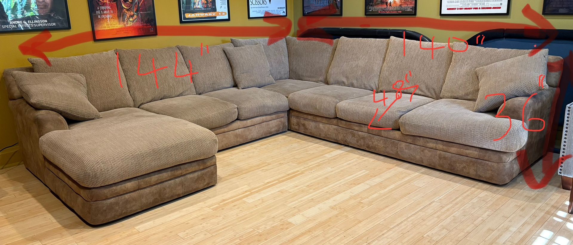 Large Down Filled Sectional Couch For Entertainment Room 