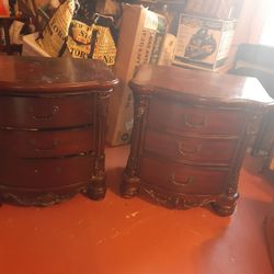 Dresser And nightstand 